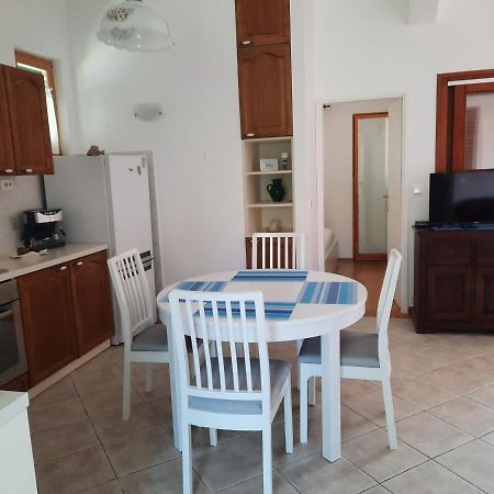 Apartments Summer Touch פטרצ'אנה מראה חיצוני תמונה