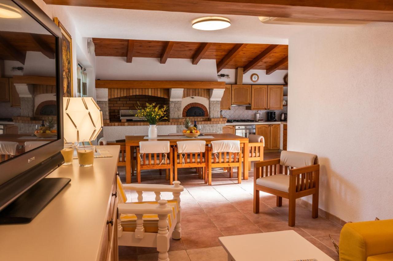Apartments Summer Touch פטרצ'אנה מראה חיצוני תמונה
