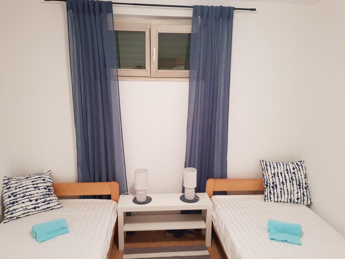 Apartments Summer Touch פטרצ'אנה מראה חיצוני תמונה