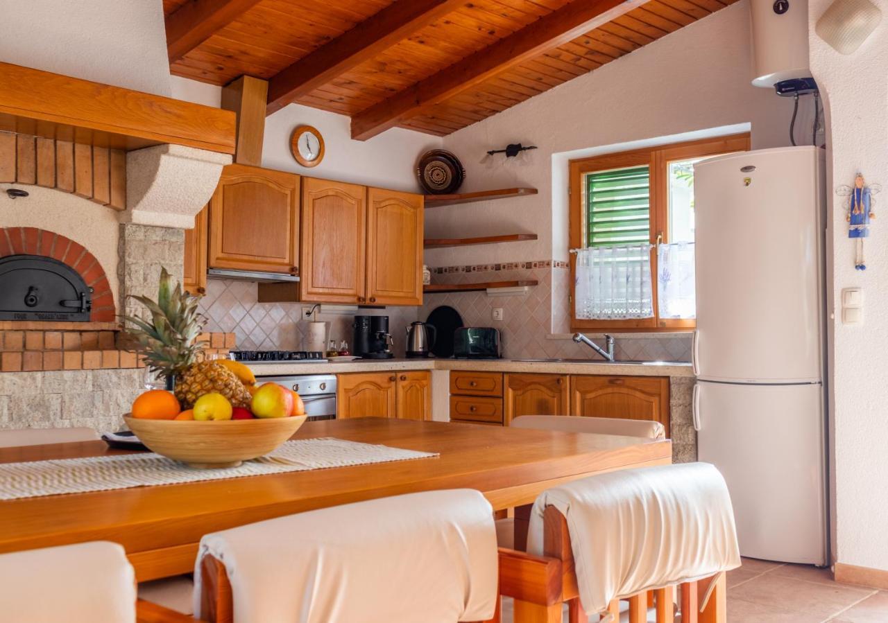 Apartments Summer Touch פטרצ'אנה מראה חיצוני תמונה