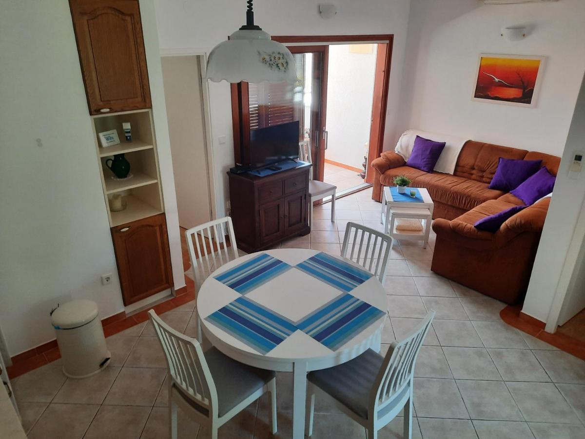 Apartments Summer Touch פטרצ'אנה מראה חיצוני תמונה
