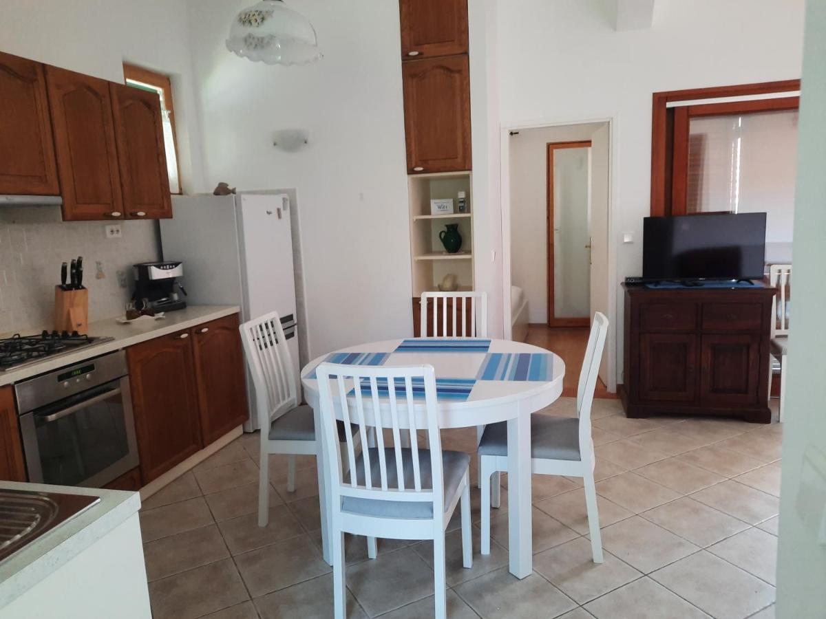 Apartments Summer Touch פטרצ'אנה מראה חיצוני תמונה