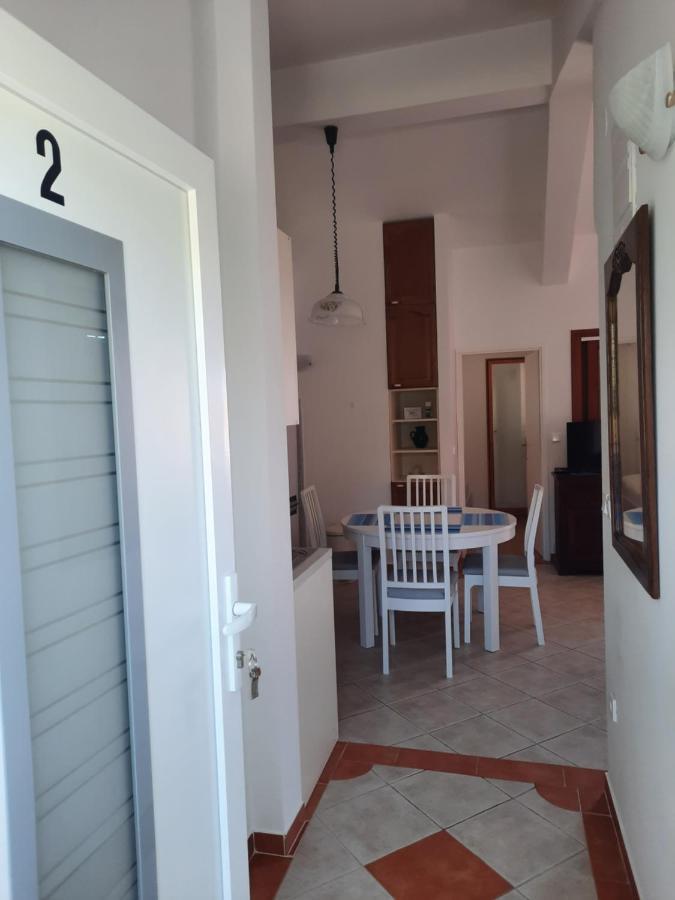Apartments Summer Touch פטרצ'אנה מראה חיצוני תמונה
