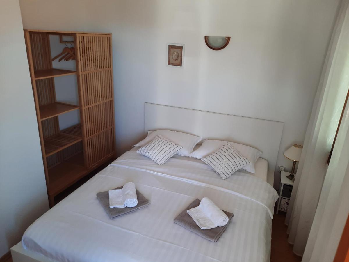 Apartments Summer Touch פטרצ'אנה מראה חיצוני תמונה
